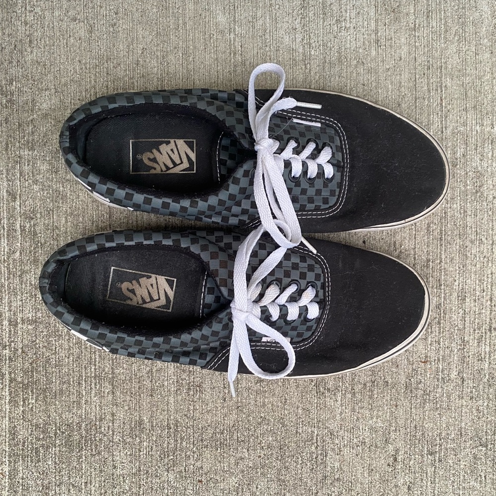 Size 10 Women’s Checkered Vans